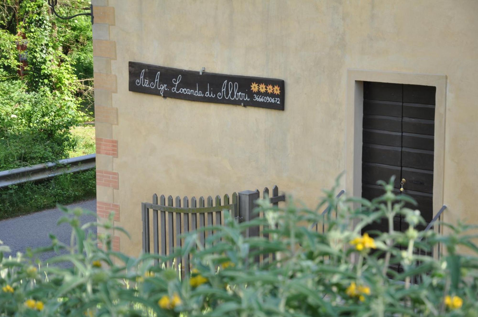 Locanda Di Alberi Borgo San Lorenzo Buitenkant foto