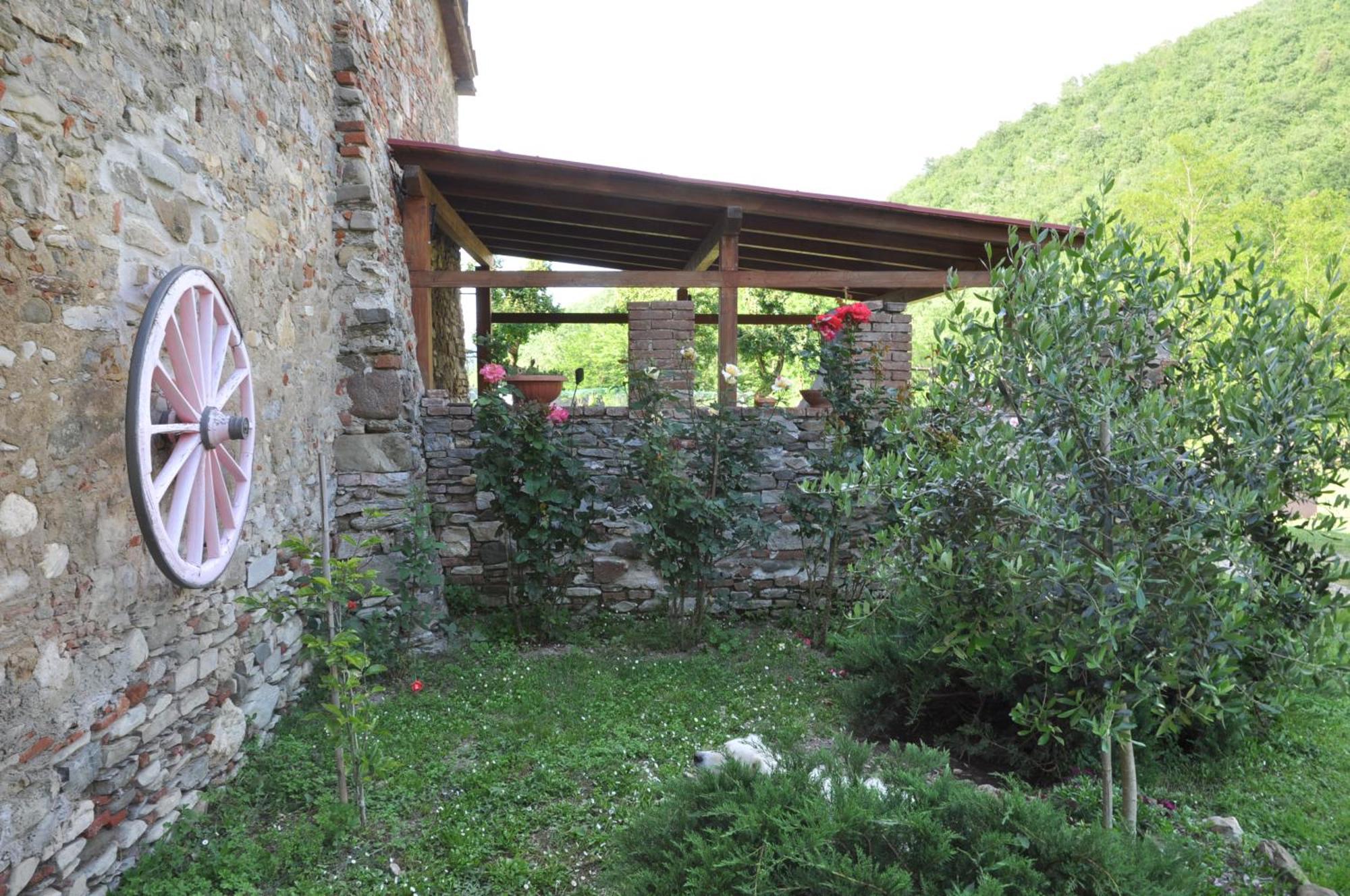 Locanda Di Alberi Borgo San Lorenzo Buitenkant foto
